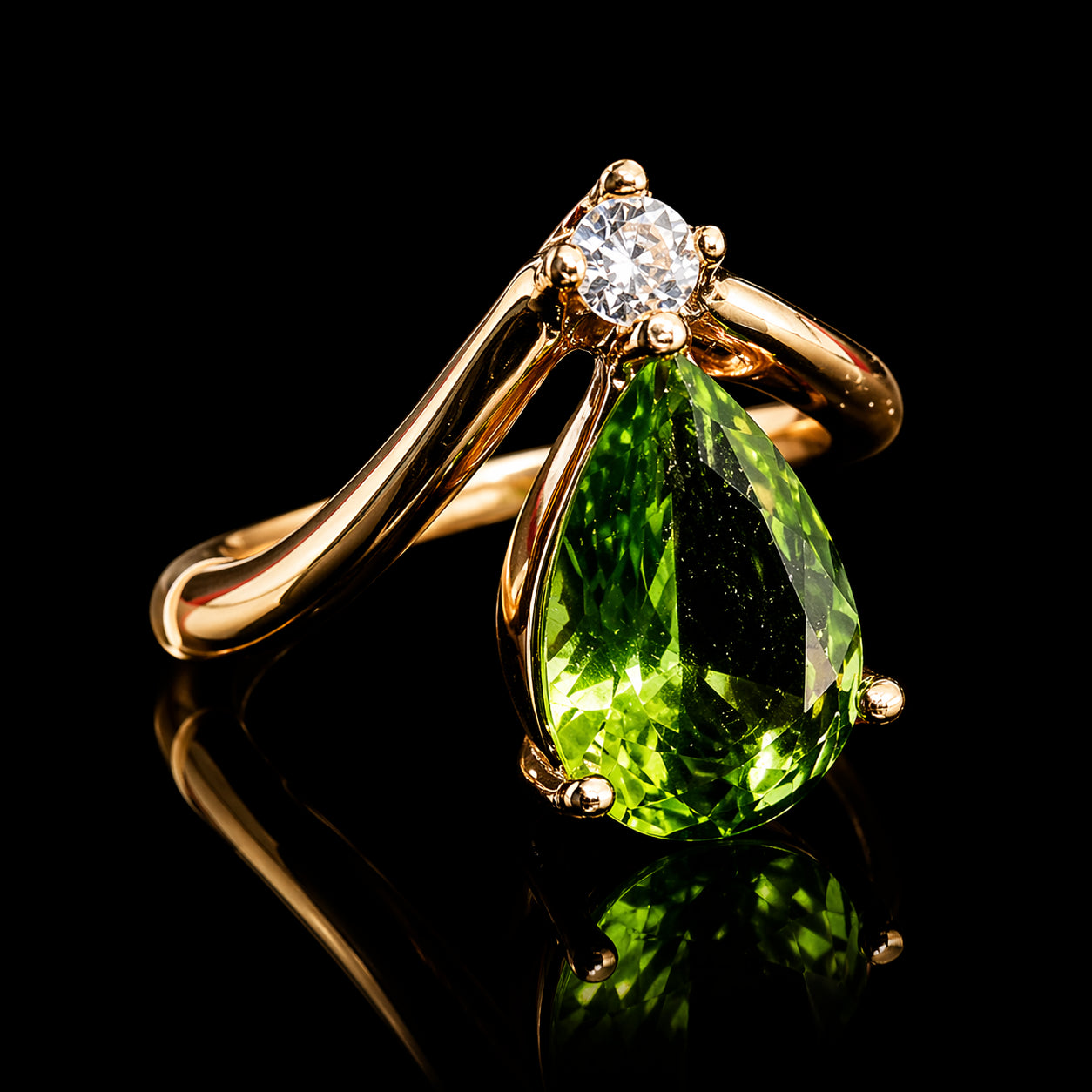 Anillo Piedra Gota Verde