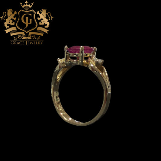 Anillo Rubí con Diamantes Oro 14K