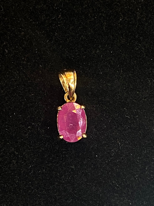 Dije de Rubí y Oro 14K