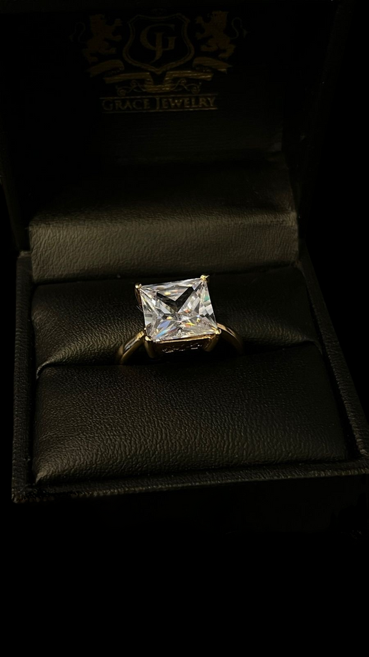 Anillo Casual Piedra Blanca 10K