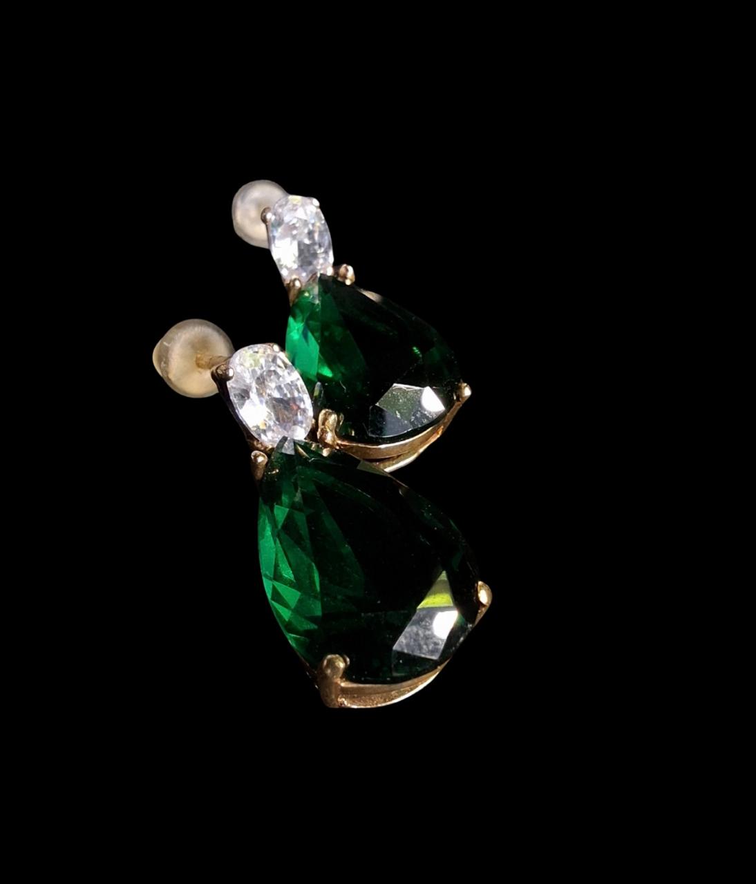 Aretes Piedra Gota Verde 10K